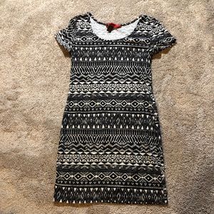 Black and white patterned dress